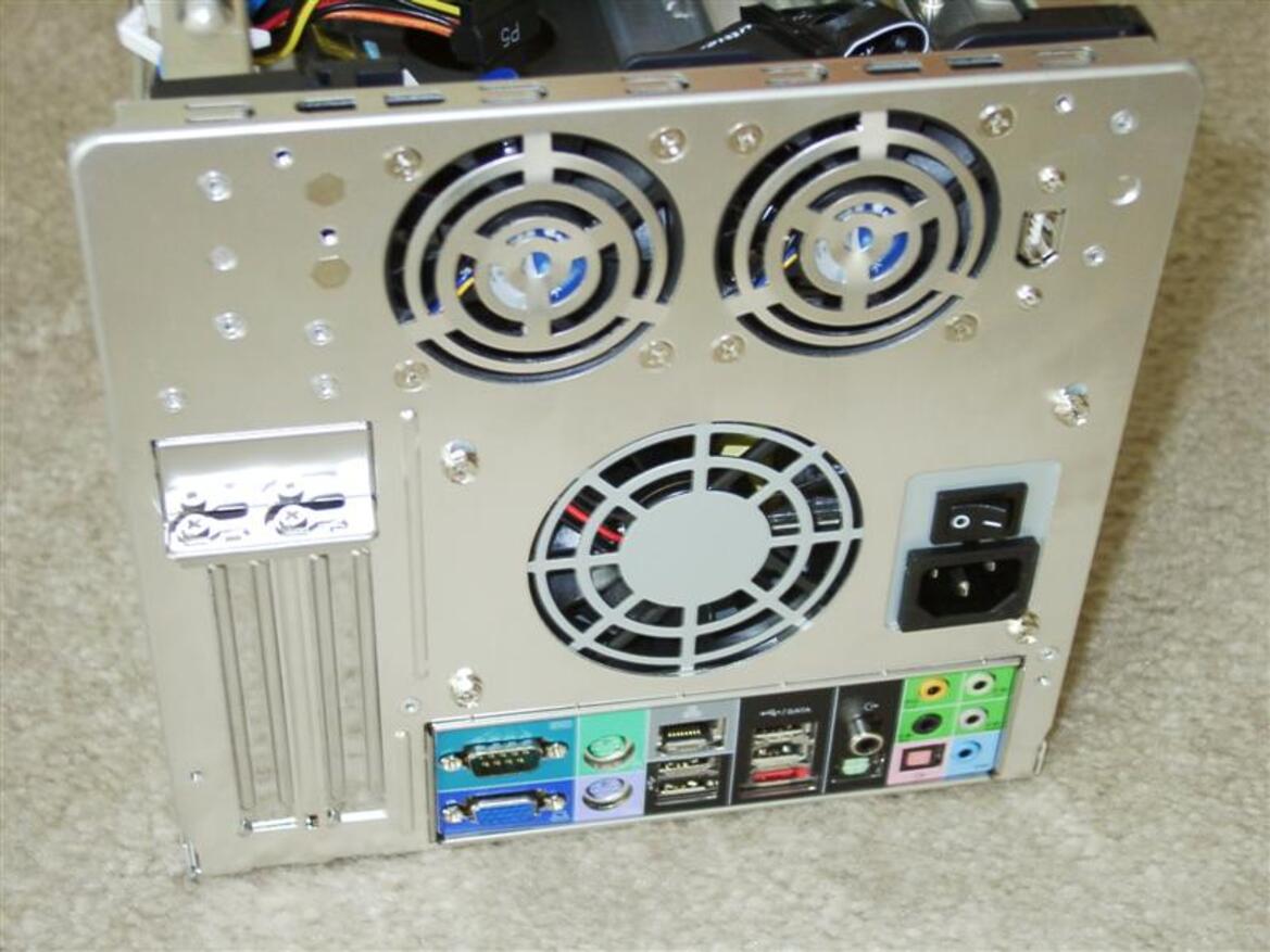 Shuttle SD31P Small Form Factor XPC