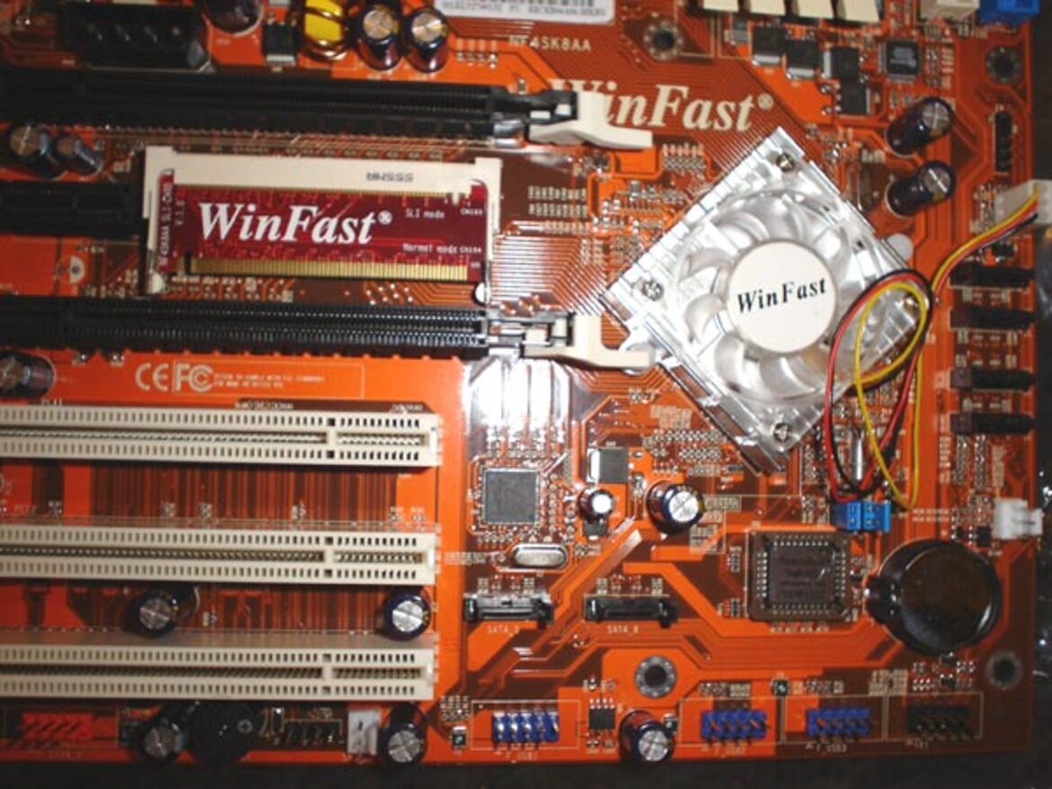 Foxconn WinFast NF4SK8AA-8EKRS
