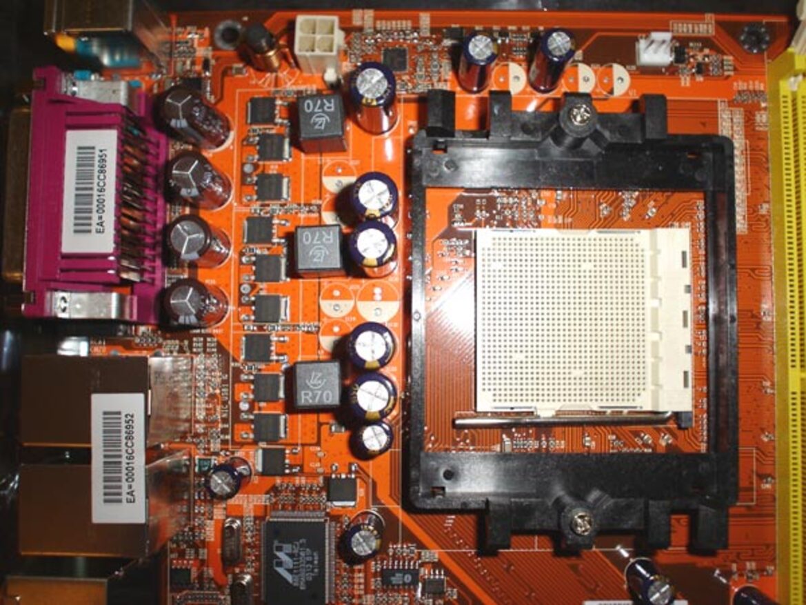 Foxconn WinFast NF4SK8AA-8EKRS
