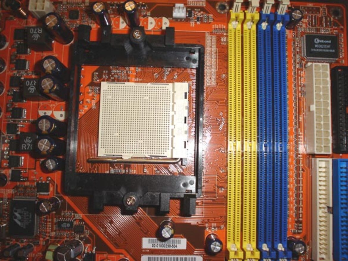 Foxconn WinFast NF4SK8AA-8EKRS