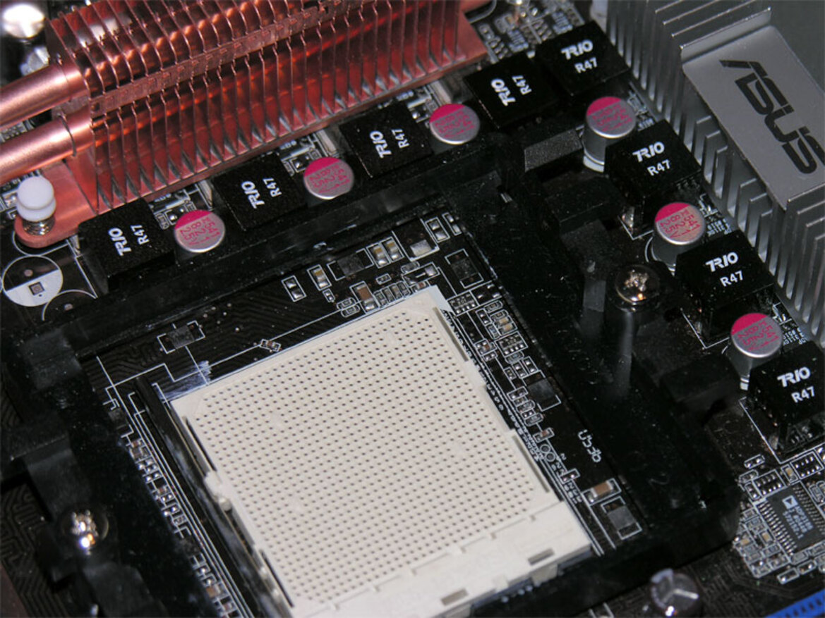 ASUS A8N32 SLI Deluxe - nForce 4 SLI X16 Unleashed