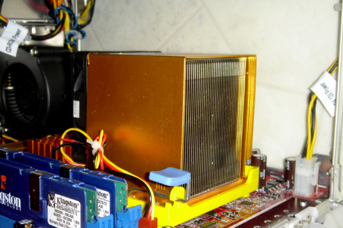 Biostar iDEQ 350G SFF PC