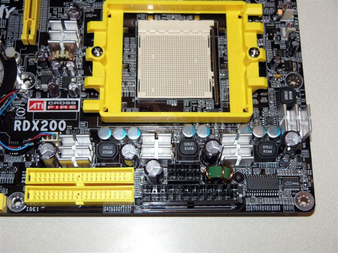 CrossFire Xpress 1600 Motherboards: DFI, Asus, ECS