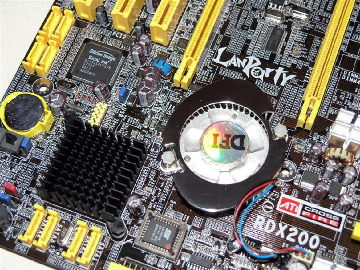 CrossFire Xpress 1600 Motherboards: DFI, Asus, ECS