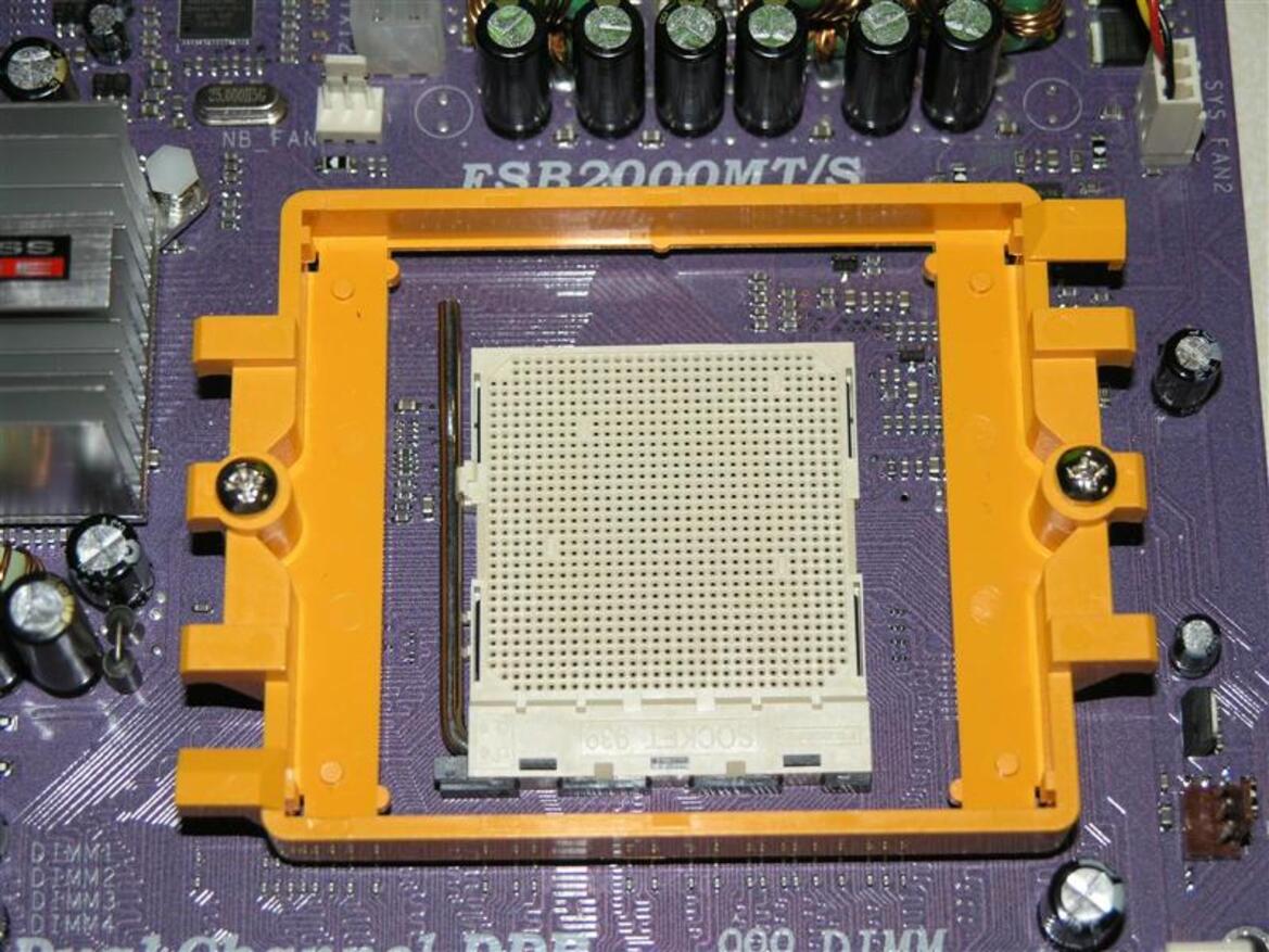 CrossFire Xpress 1600 Motherboards: DFI, Asus, ECS
