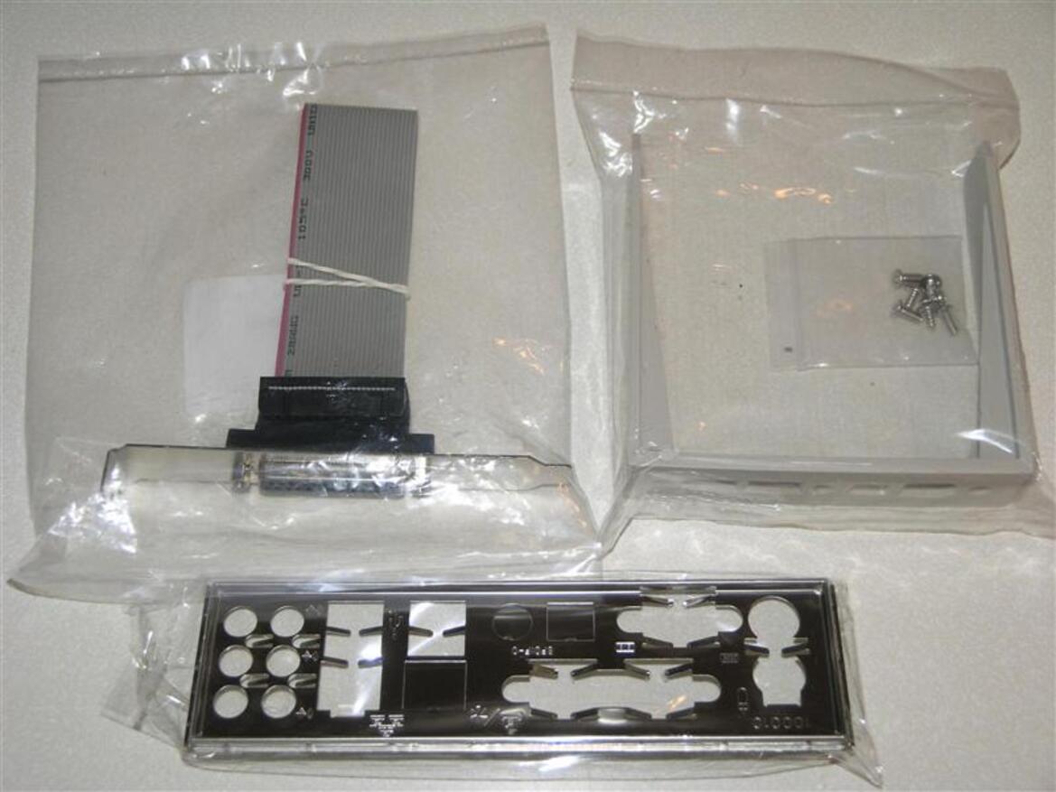 CrossFire Xpress 1600 Motherboards: DFI, Asus, ECS