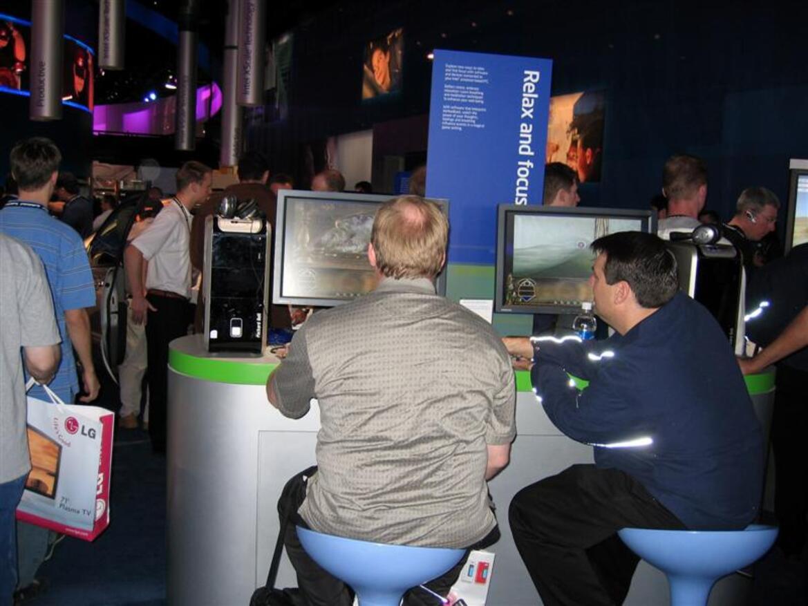 CES 2006 Photo-Report