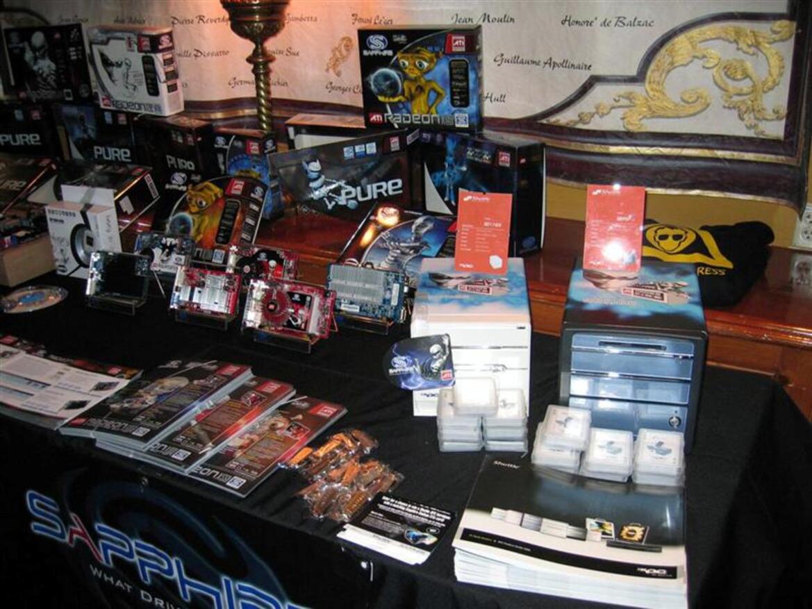CES 2006 Photo-Report
