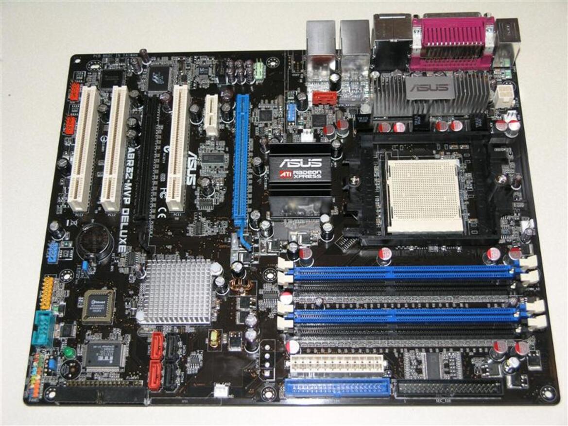 Asus A8R32-MVP Deluxe: ATI CrossFire Xpress 3200 Chipset Launched