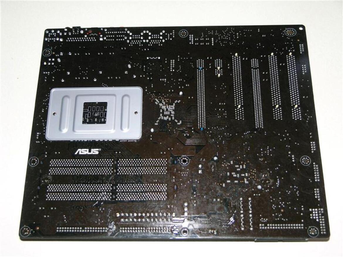 Asus A8R32-MVP Deluxe: ATI CrossFire Xpress 3200 Chipset Launched