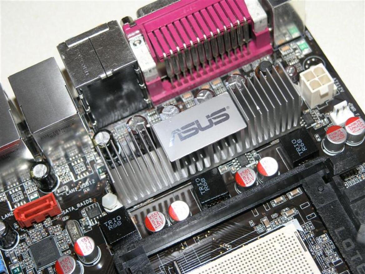 Asus A8R32-MVP Deluxe: ATI CrossFire Xpress 3200 Chipset Launched