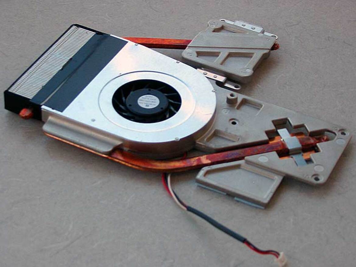 Centrino Duo Whitebook: A Do-It-Yourself Laptop