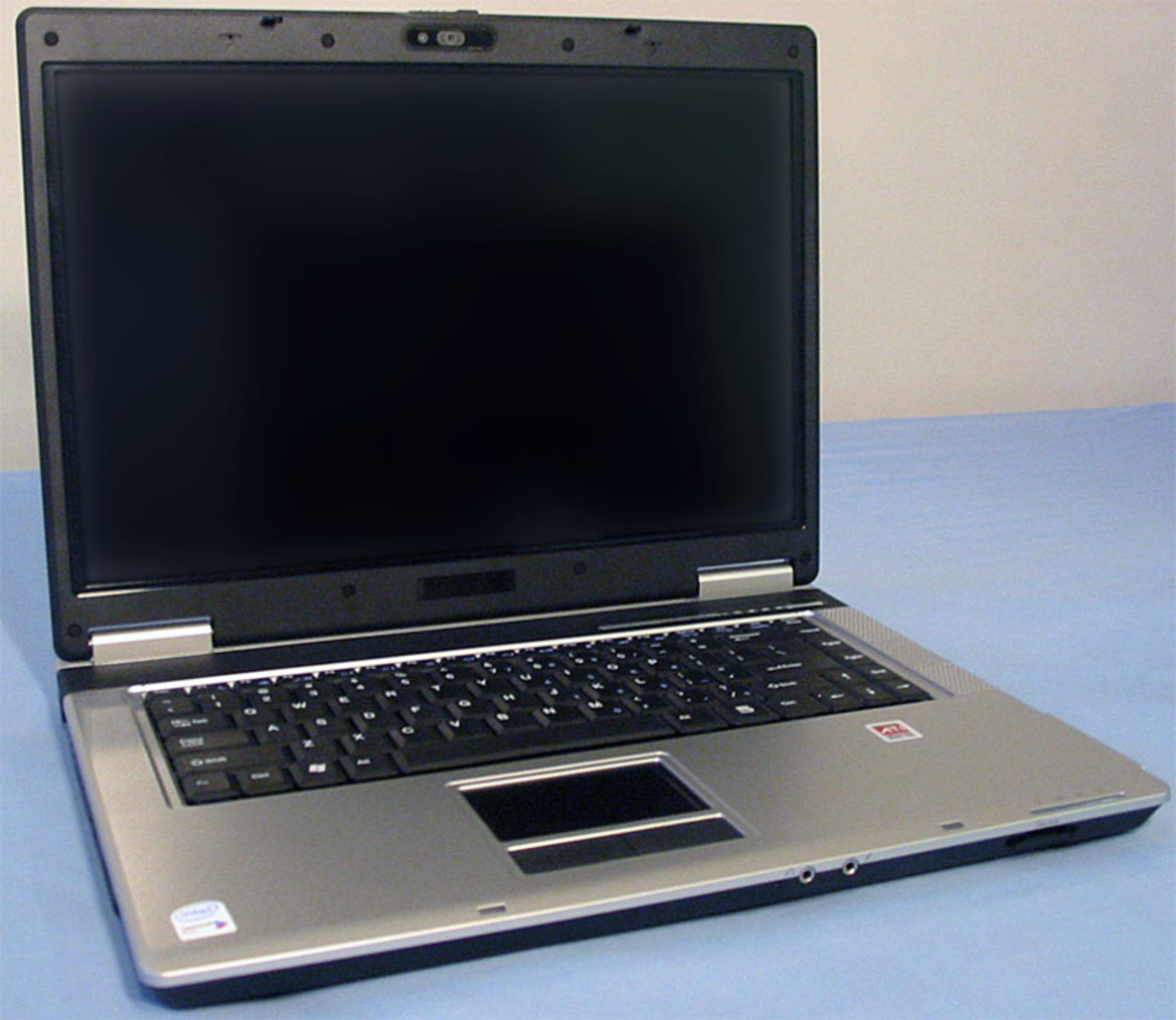 Centrino Duo Whitebook: A Do-It-Yourself Laptop