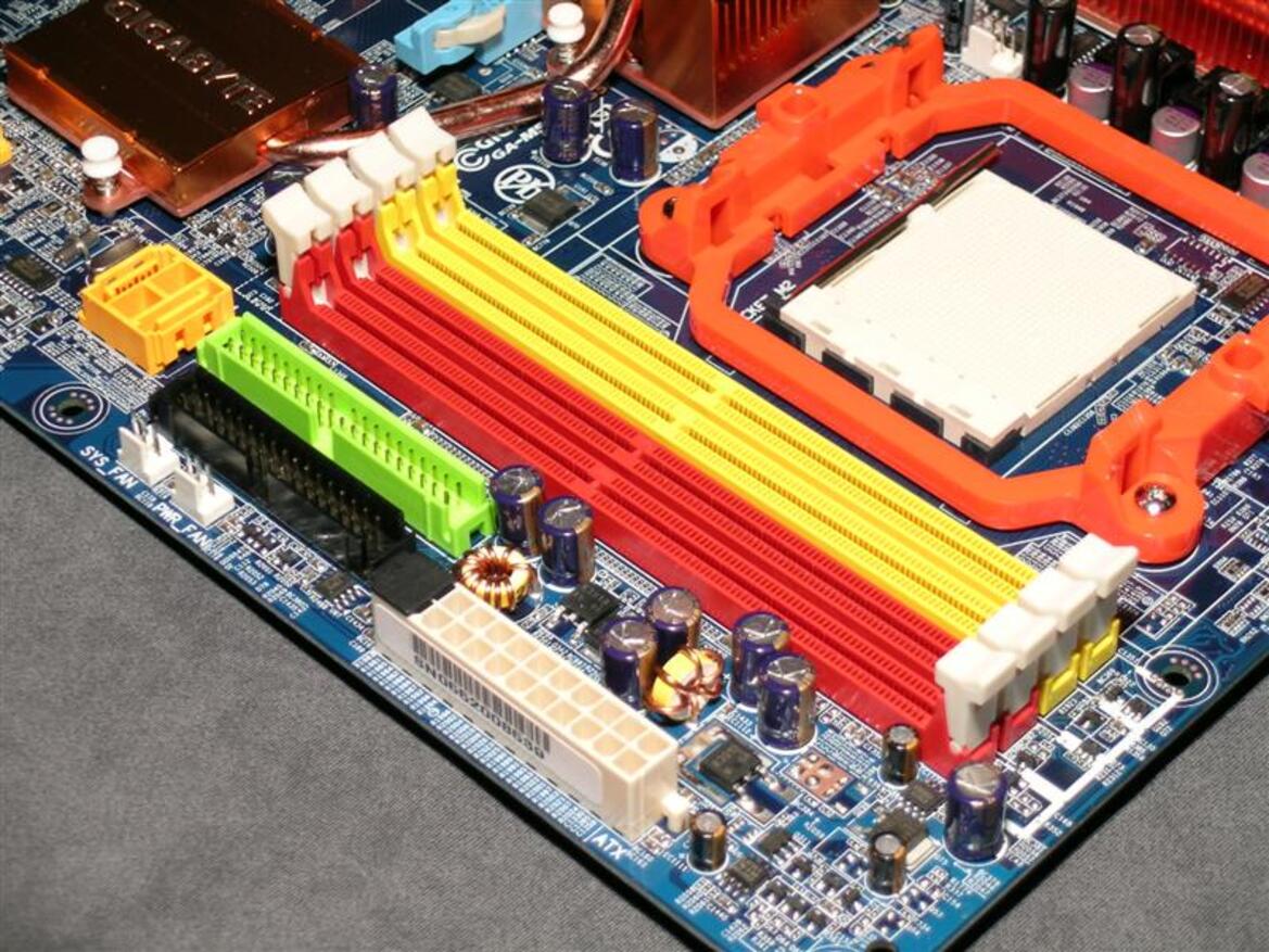 NVIDIA nForce 590 SLI for AMD Round Up: GIGABYTE, MSI and ASUS