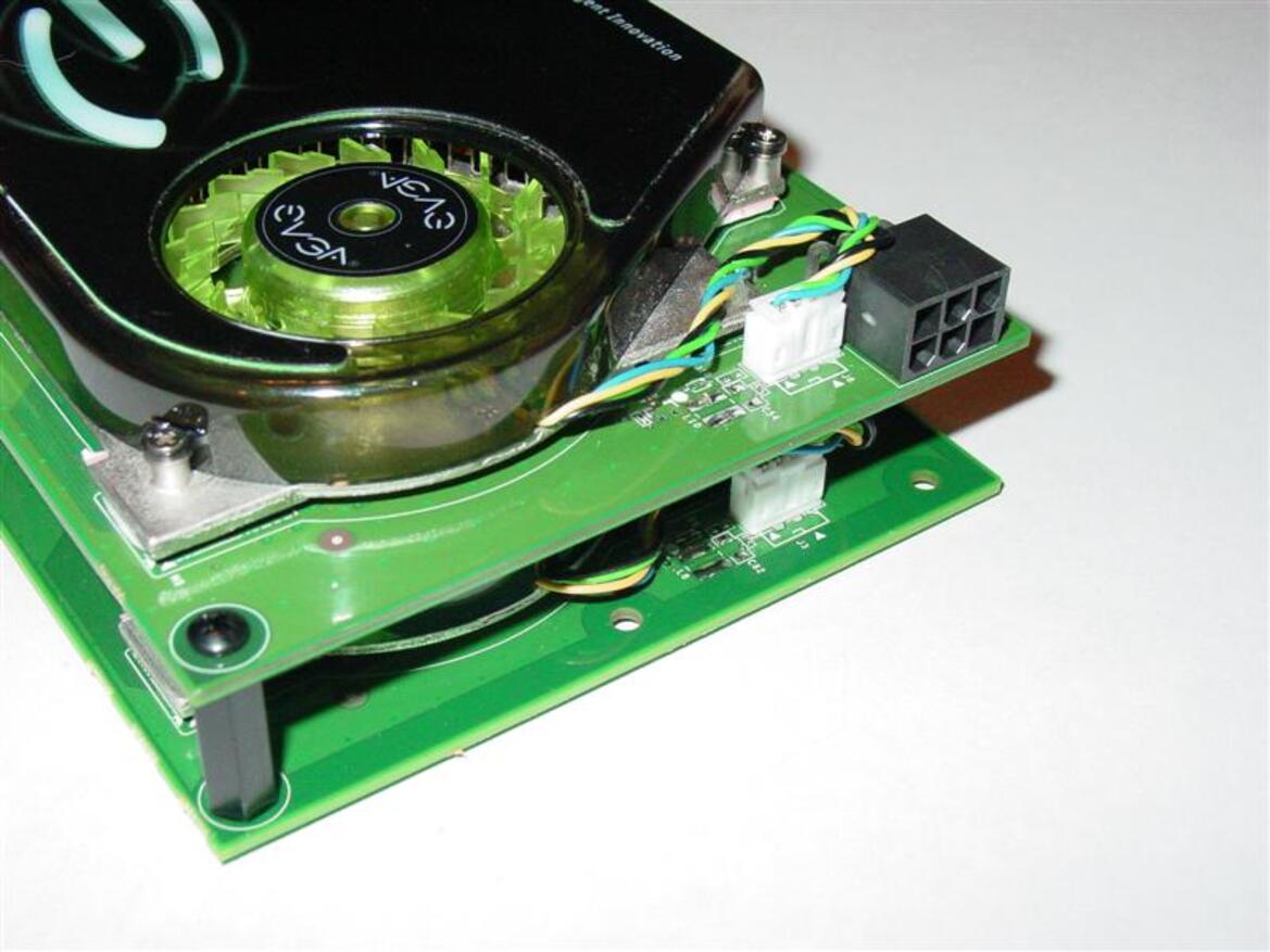 EVGA e-GeForce 7950 GX2