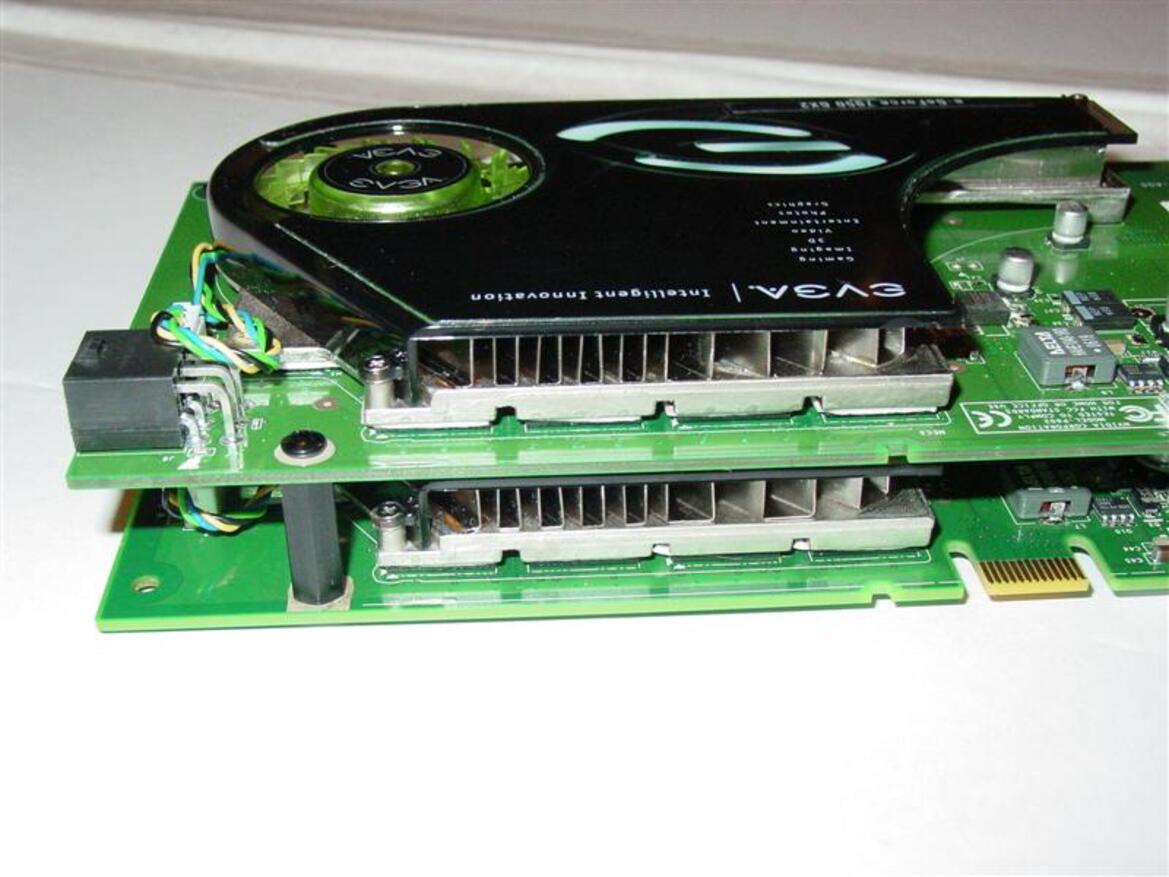 EVGA e-GeForce 7950 GX2