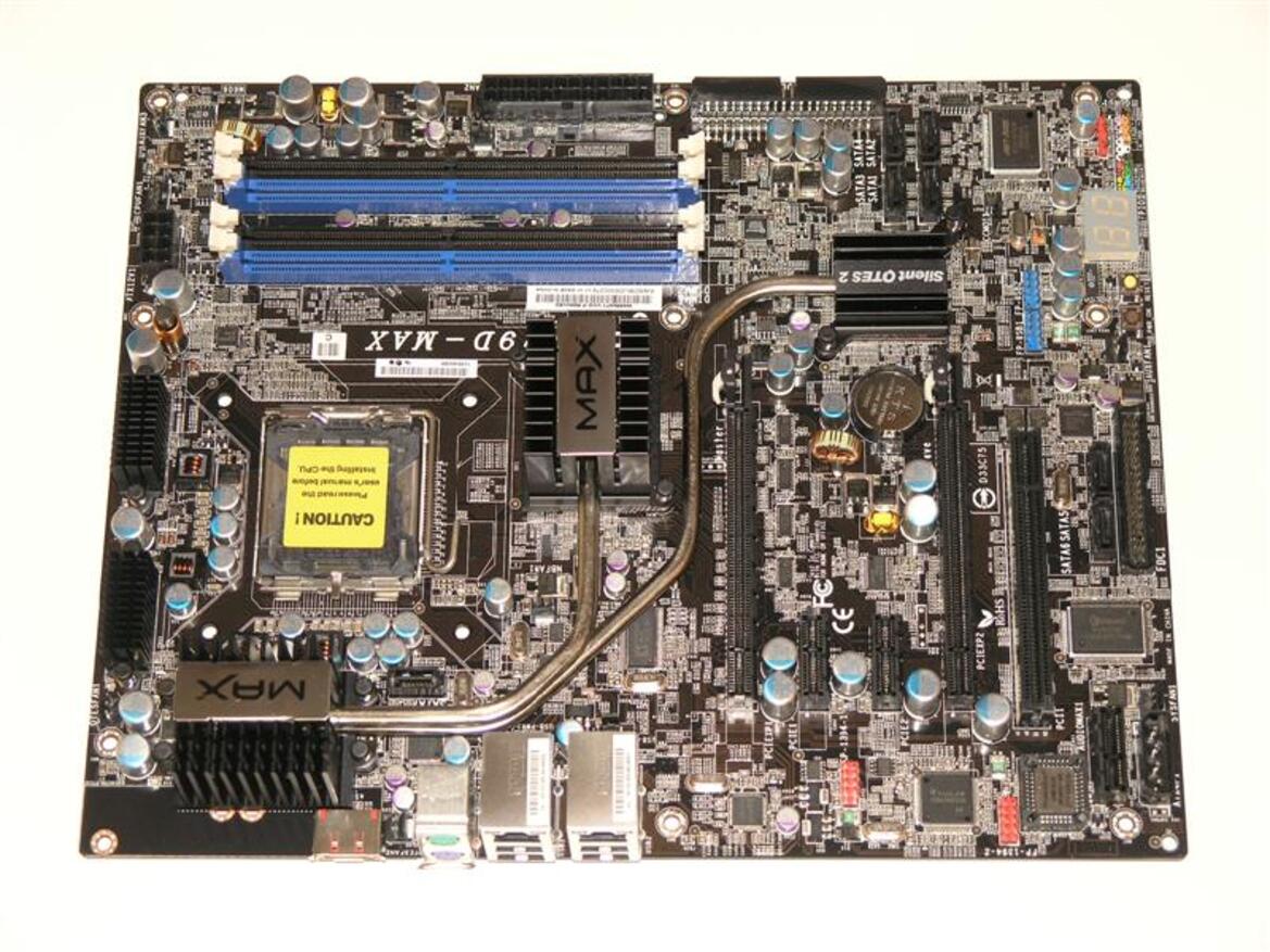 975X Express Motherboard Round-Up: Foxconn, Abit, and MSI