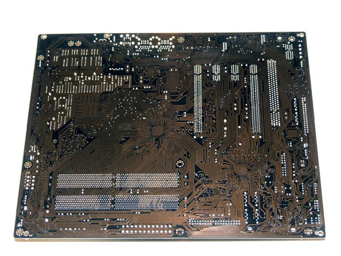 975X Express Motherboard Round-Up: Foxconn, Abit, and MSI