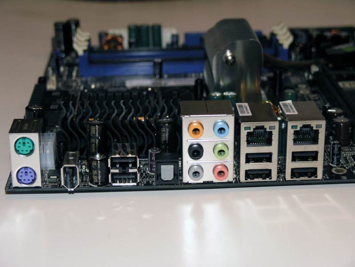NVIDIA nForce 680i SLI Preview