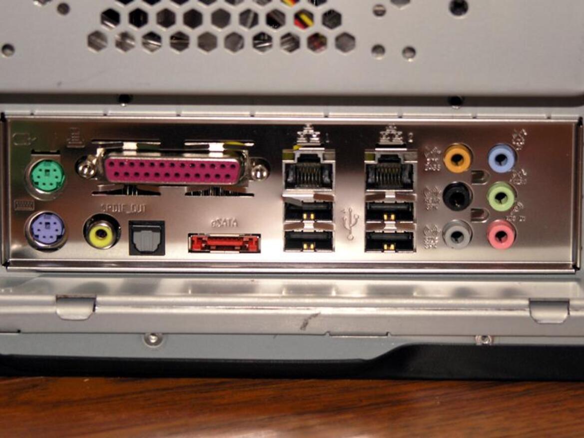 AMD QuadFX Platform & FX-70 Series Processors