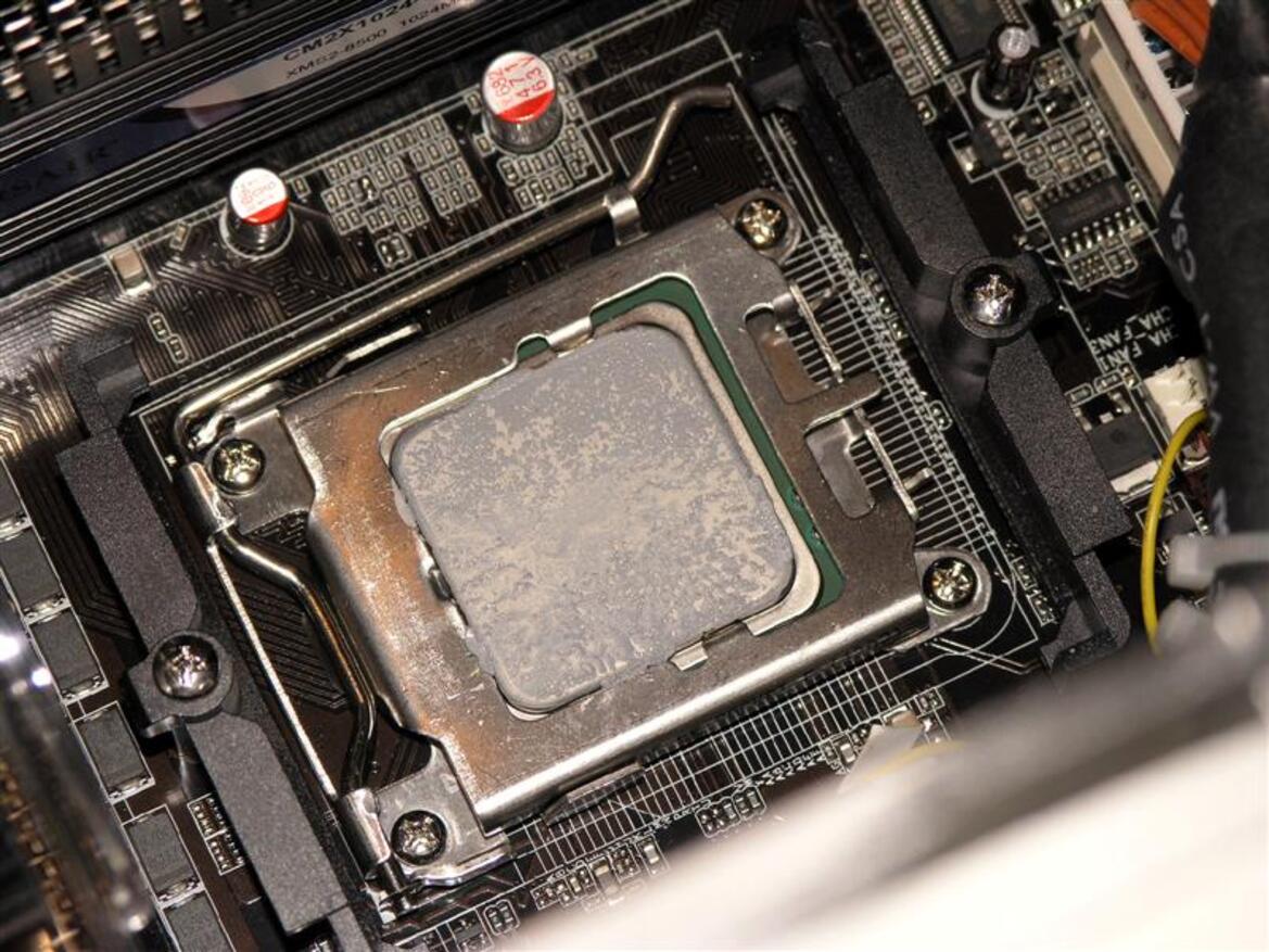 AMD QuadFX Platform & FX-70 Series Processors