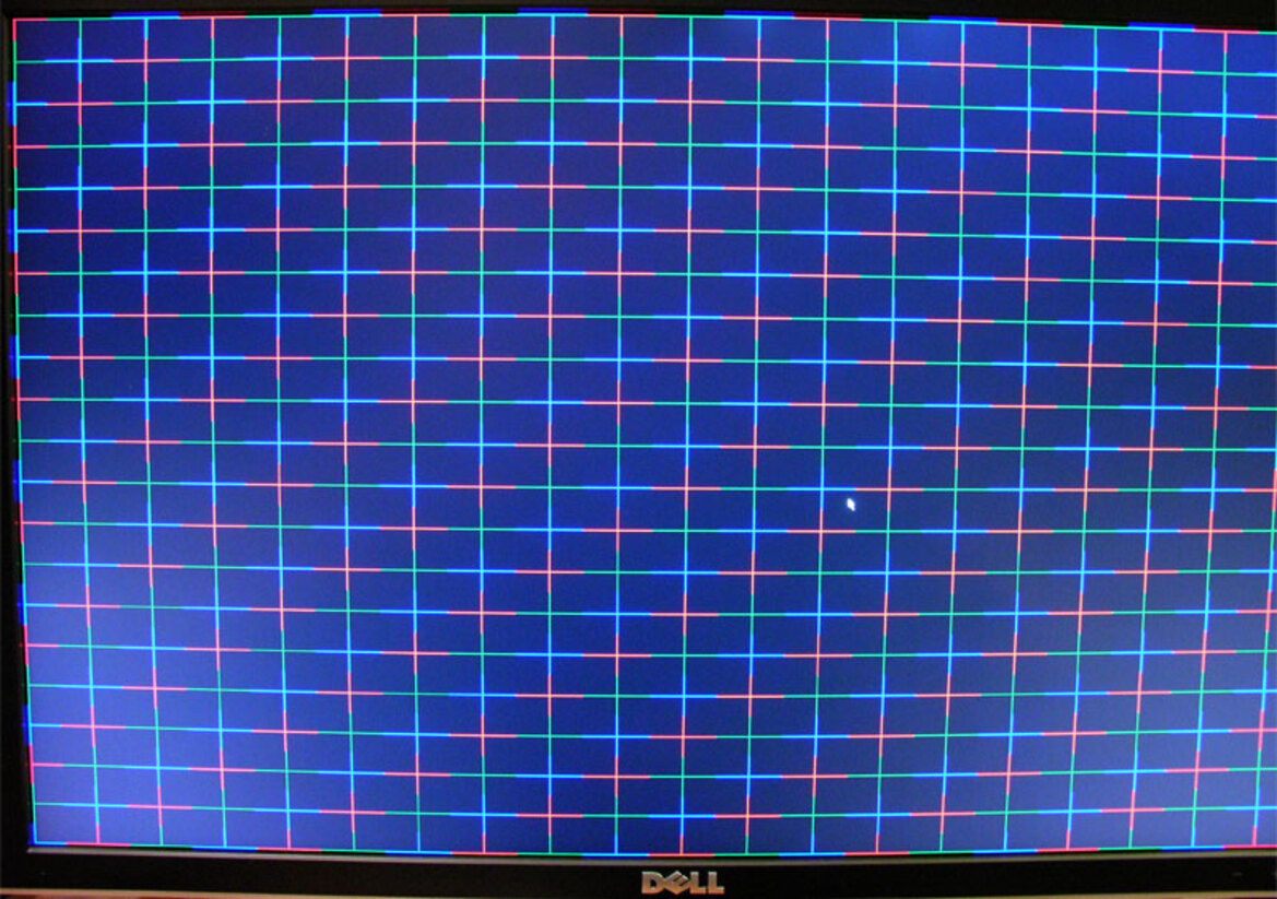 Dell UltraSharp 3007WFP-HC - 92% Color Gamut 30 Inch LCD