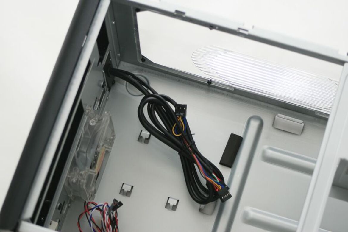 Thermaltake LANBOX - VF1000BWS