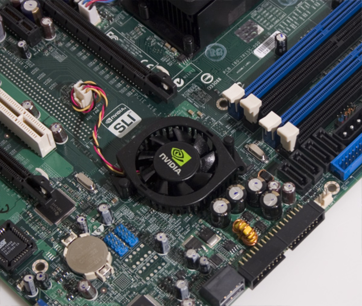 NVIDIA nForce 680i LT SLI