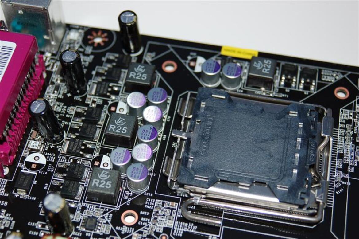 Intel P965 Shoot-Out: Asus P5B-E vs. MSI P965 Platinum