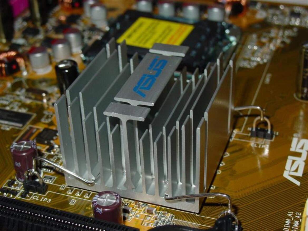 Intel P965 Shoot-Out: Asus P5B-E vs. MSI P965 Platinum