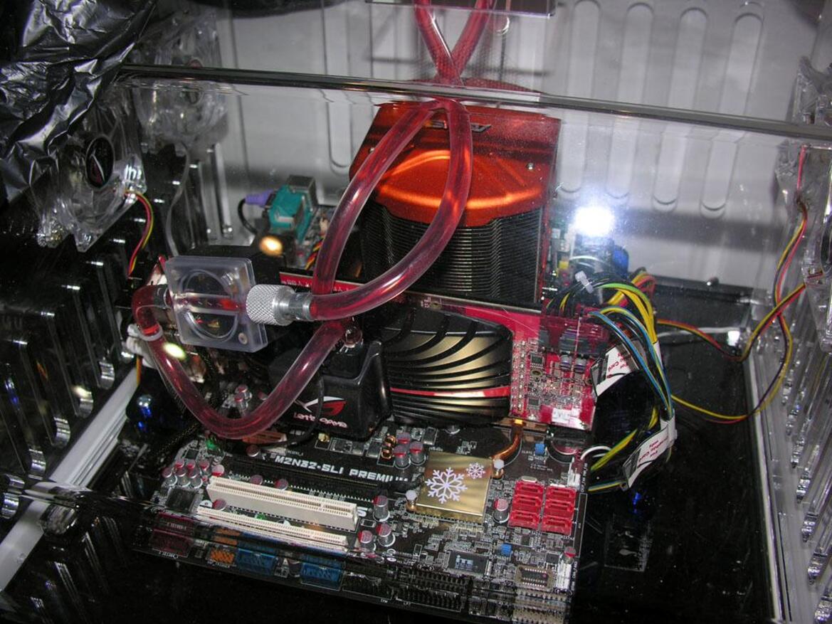 Computex 2007: ASUS Crosslink, MSI Dual Radeon 2600 Pro