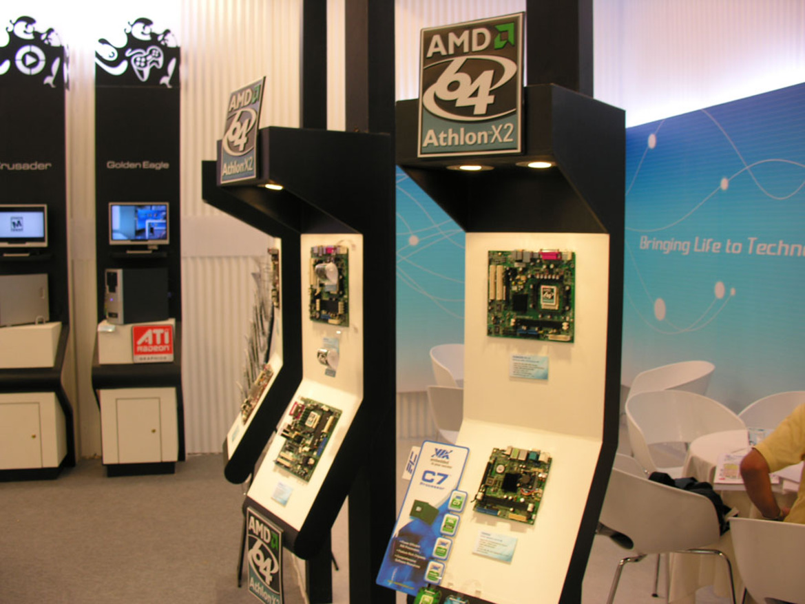 Computex 2007: Intel, Kingston, Foxconn, Gigabyte
