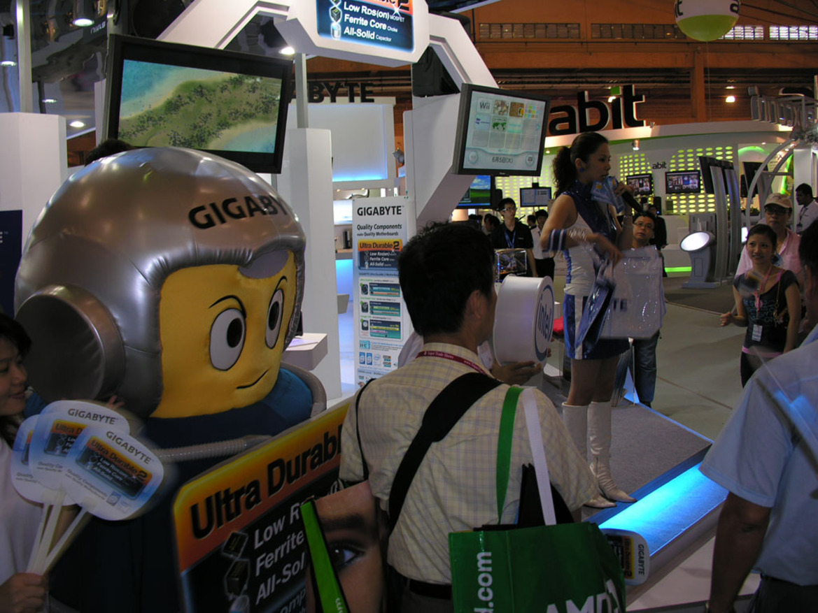 Computex 2007: Intel, Kingston, Foxconn, Gigabyte