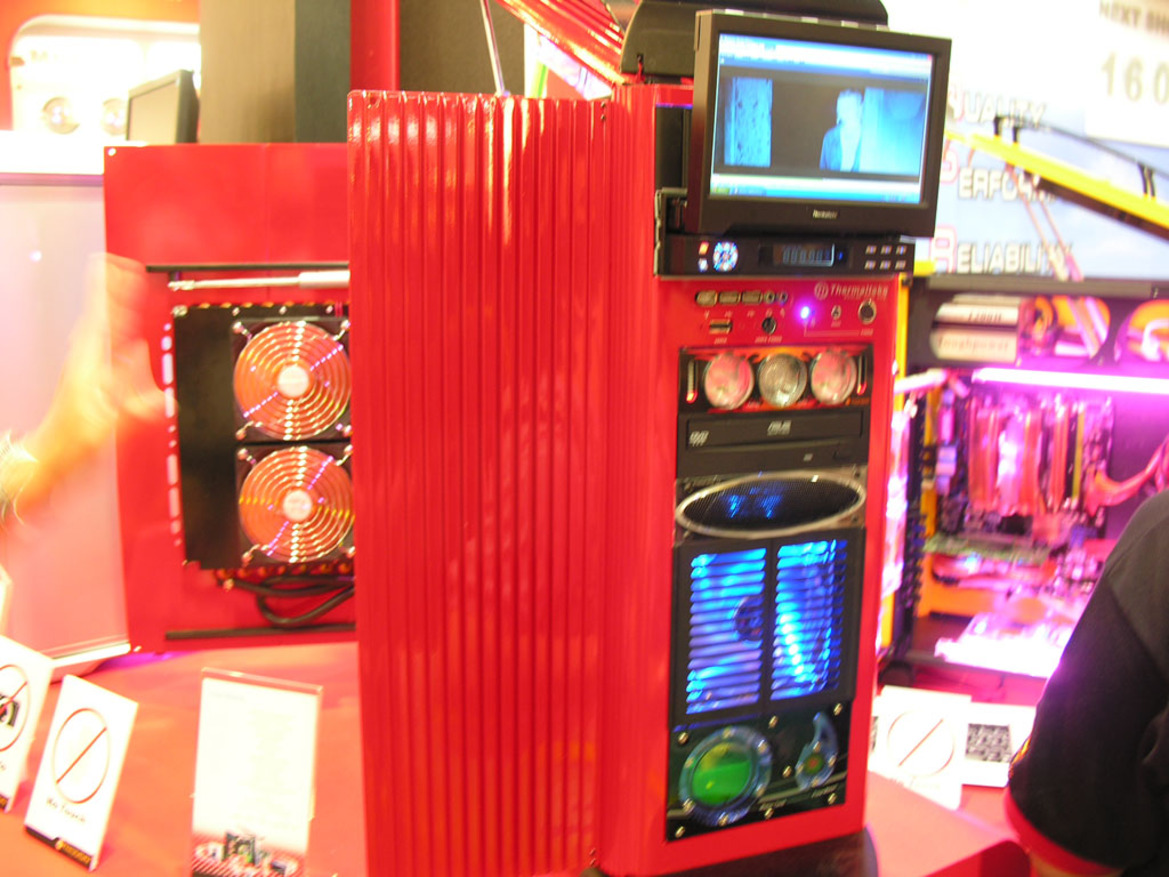 Computex 2007: Intel, Kingston, Foxconn, Gigabyte