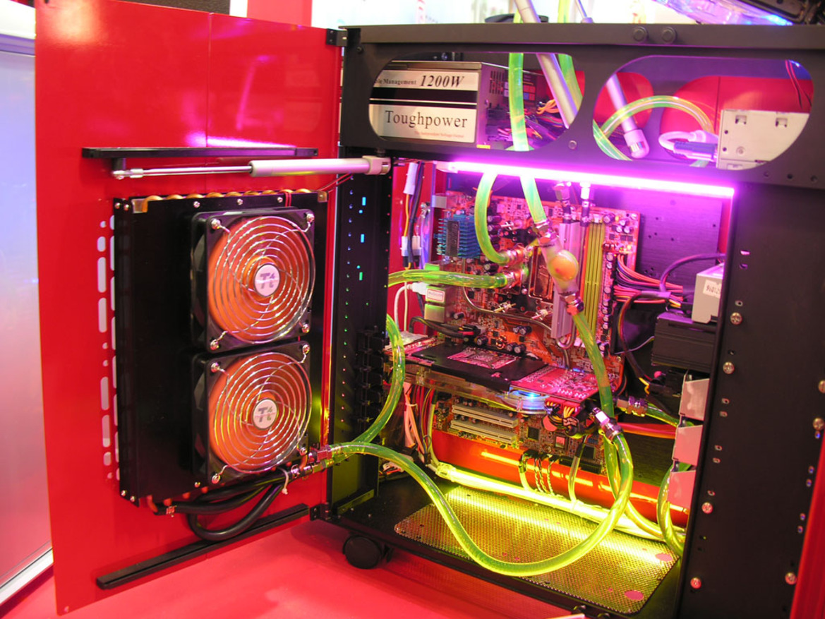 Computex 2007: Intel, Kingston, Foxconn, Gigabyte