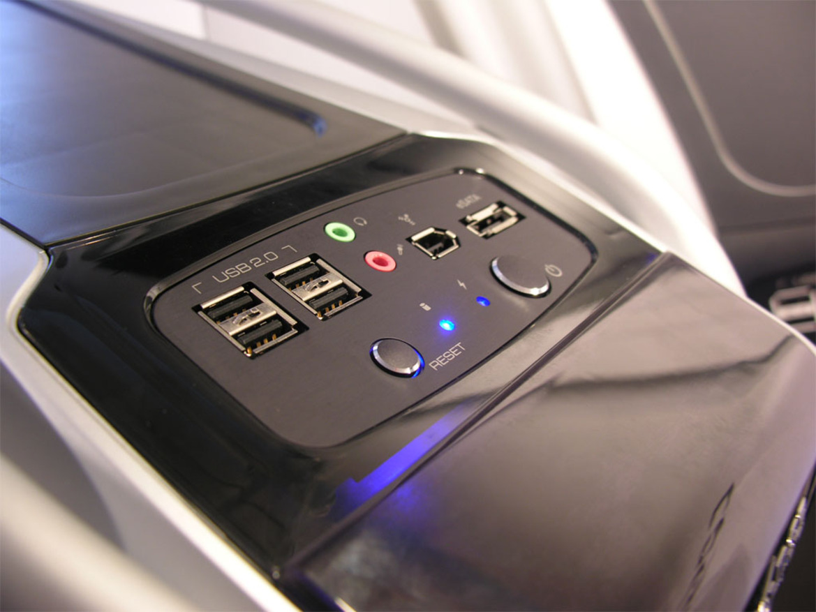 Computex 2007: Thermaltake, ABIT, Corsair, Sapphire