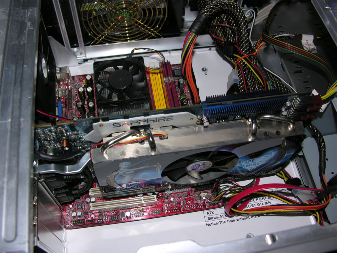 Computex 2007: Thermaltake, ABIT, Corsair, Sapphire