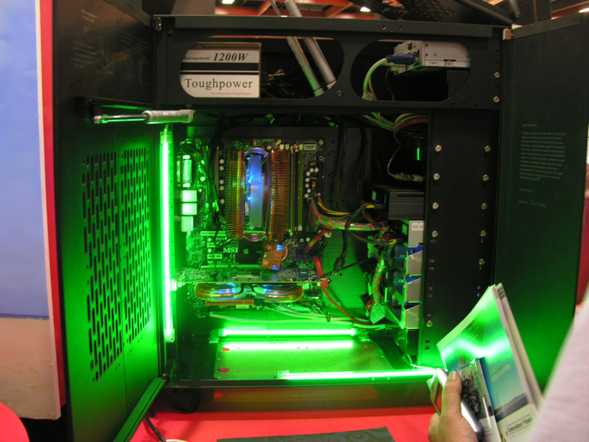 Computex 2007: Thermaltake, ABIT, Corsair, Sapphire