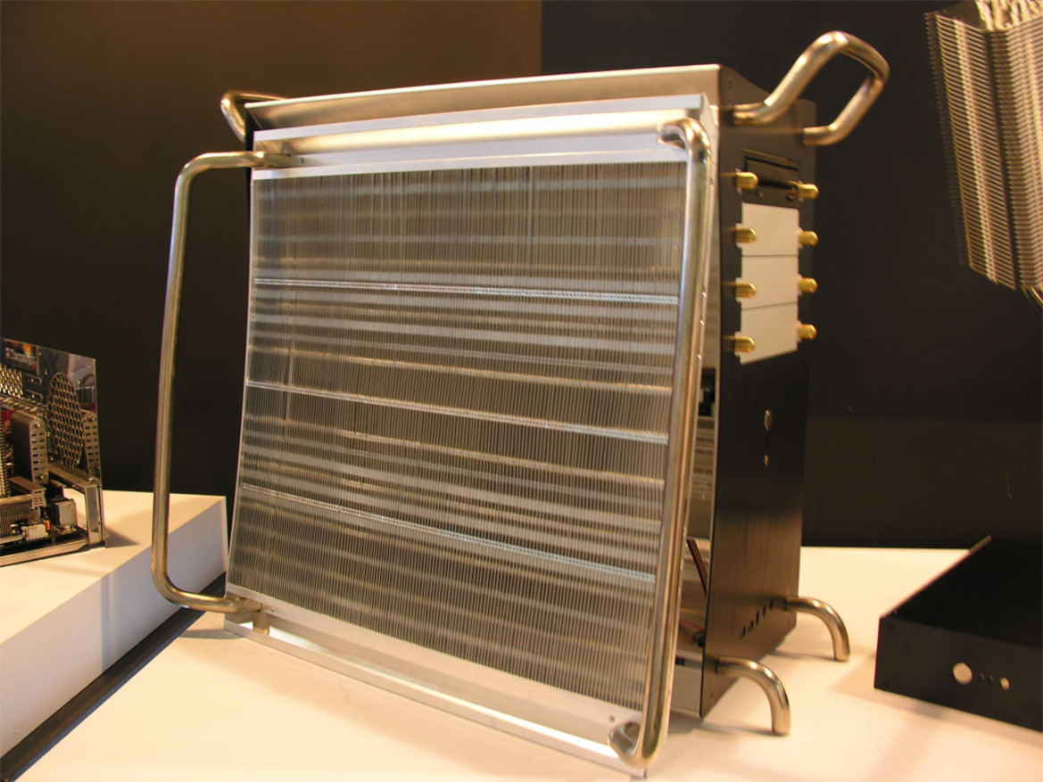 Computex 2007: Thermaltake, ABIT, Corsair, Sapphire