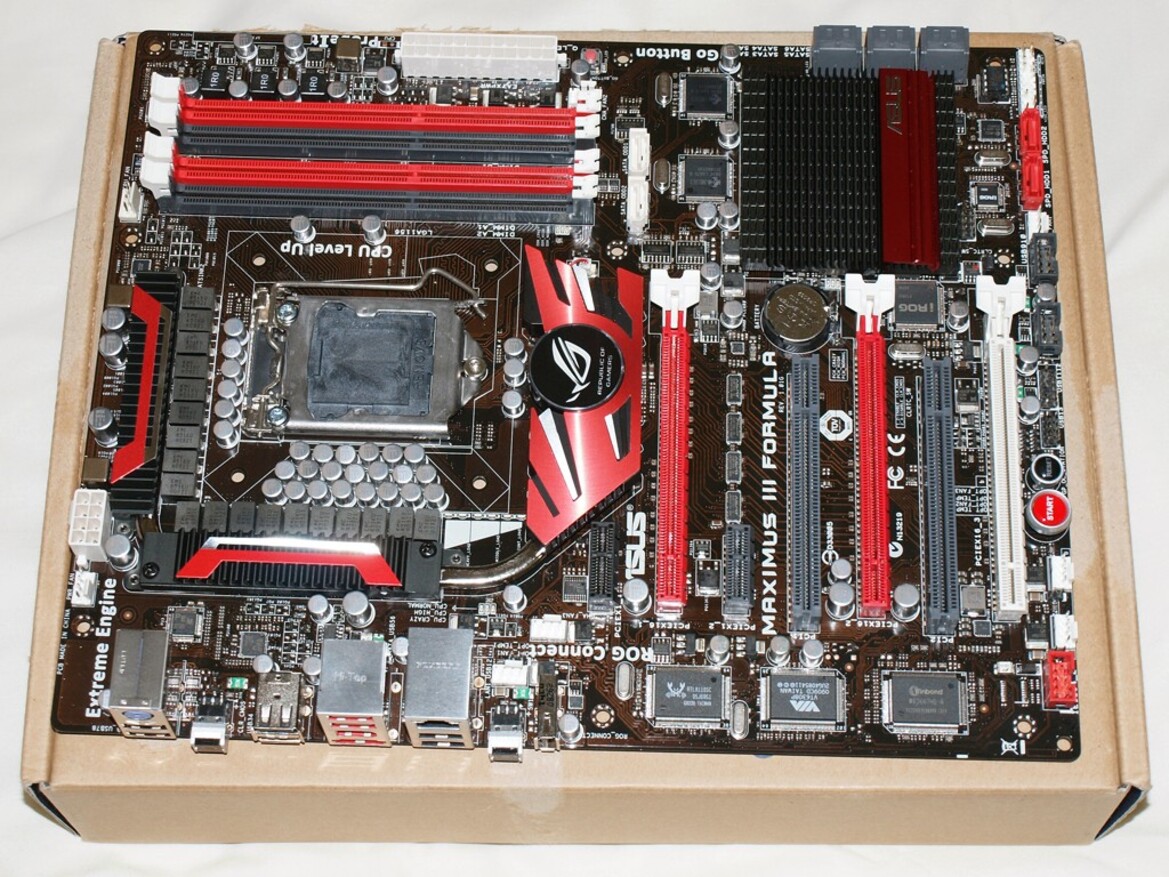 Asus Maximus III Formula P55 Mobo Sneak Peek