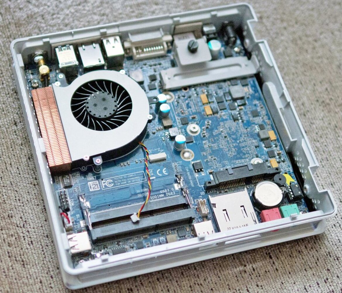 Zotac Showcases New ZBOXes, mini-ITX Motherboards at CES 2012