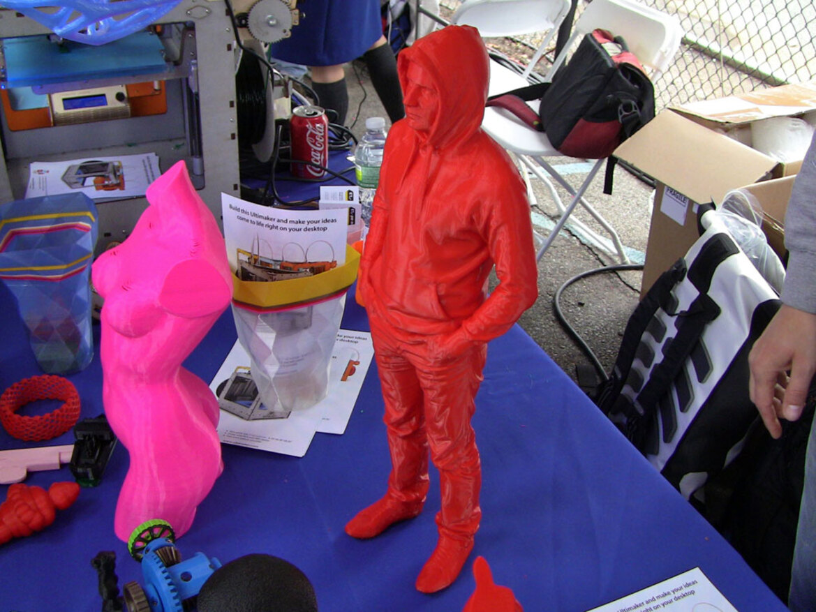 Maker Faire 2012 New York - Attack of The 3D Printer Bots