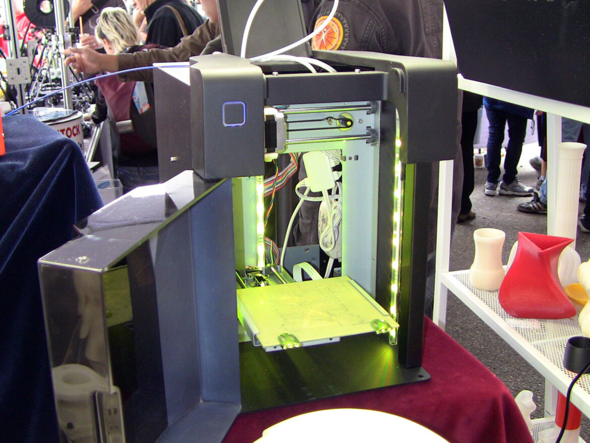 Maker Faire 2012 New York - Attack of The 3D Printer Bots