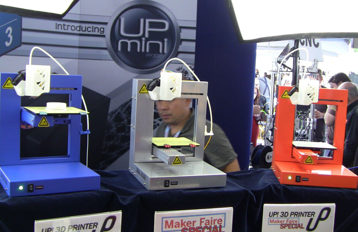 Maker Faire 2012 New York - Attack of The 3D Printer Bots