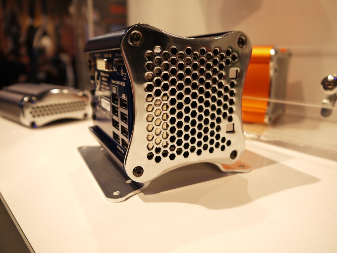 Xi3 Shows Off Beautiful Modular Computers at CES 2013