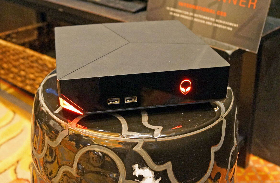 Dell's CES 2014 Head-Turners: Stand-Out Steam Machine and UltraSharp 4K Panels Are Drool-Worthy