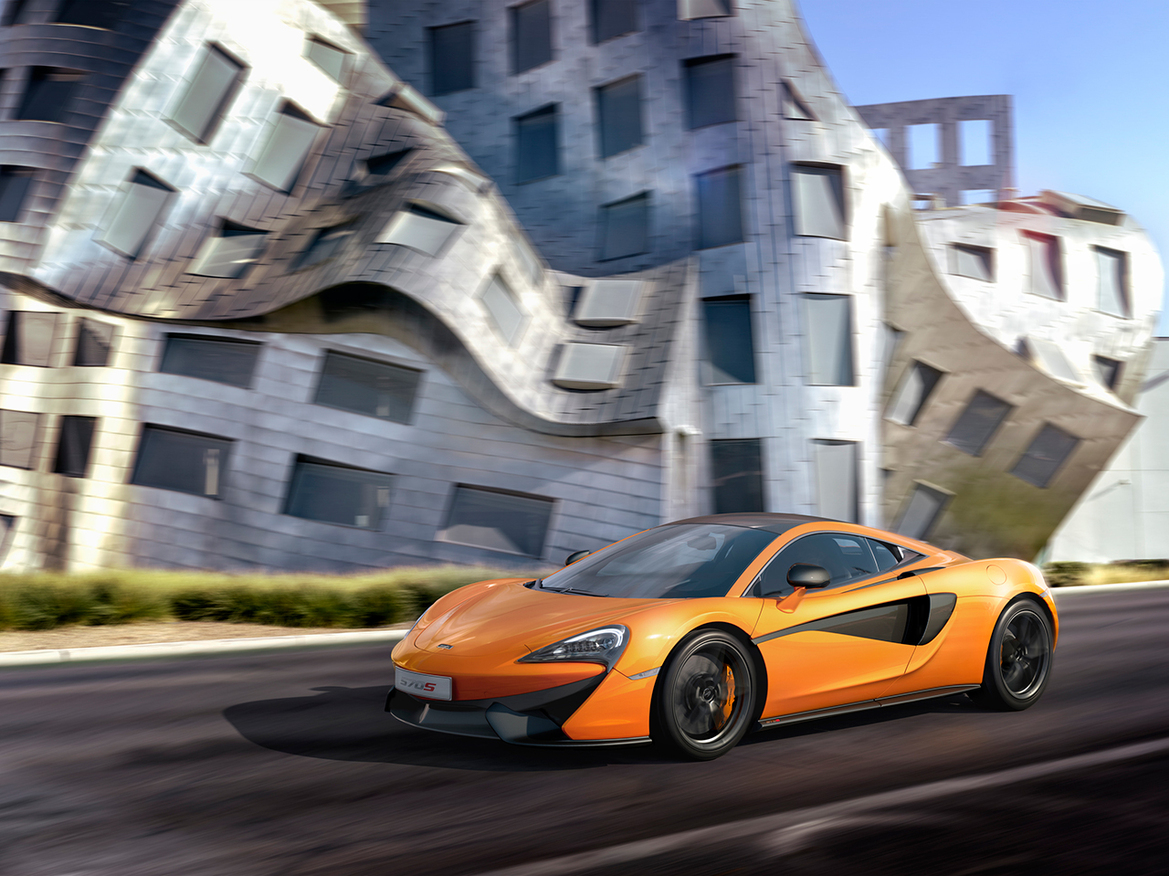 McLaren Goes Hunting For 911 Turbos And Audi R8s With 562HP 570S Sports Car