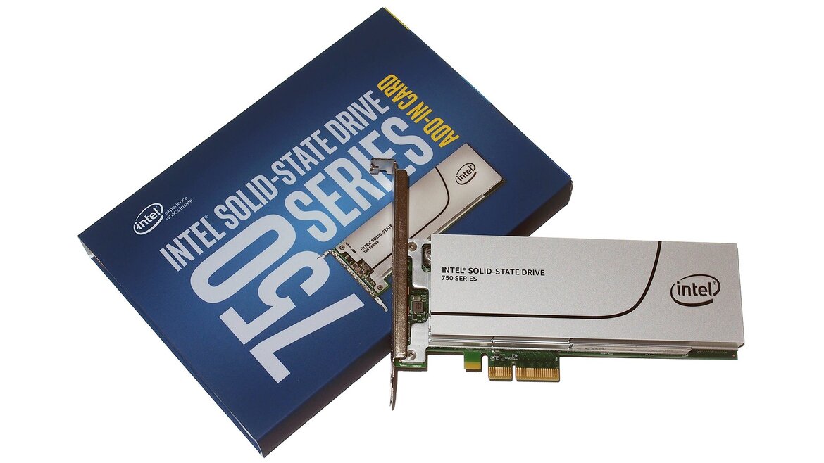Unboxing The Retro Intel Box Master System, Not So Retro Inside 