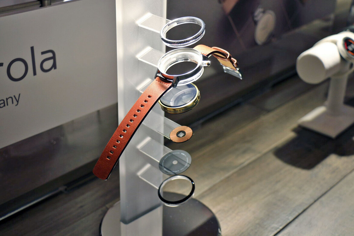 Hands-On: Motorola Second Gen Moto 360 Men's And Women's, Fitness-Oriented Moto 360 Sport