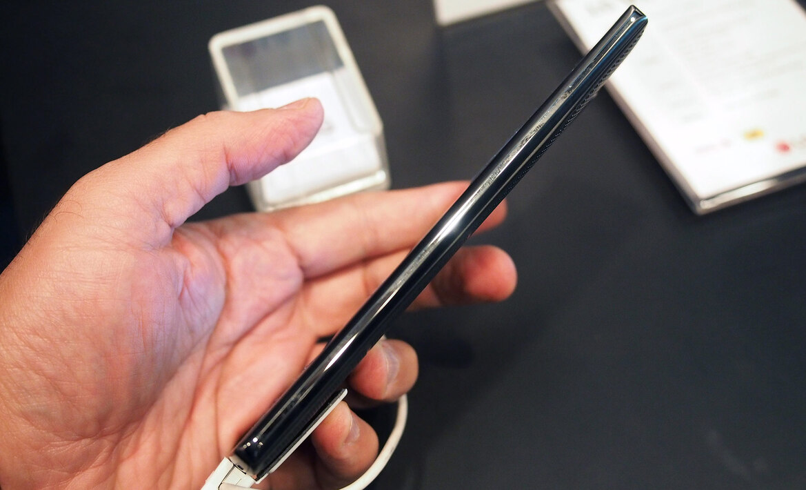 Hands-On LG's V10 Dual Display Smartphone And G Watch Urbane 2nd Edition